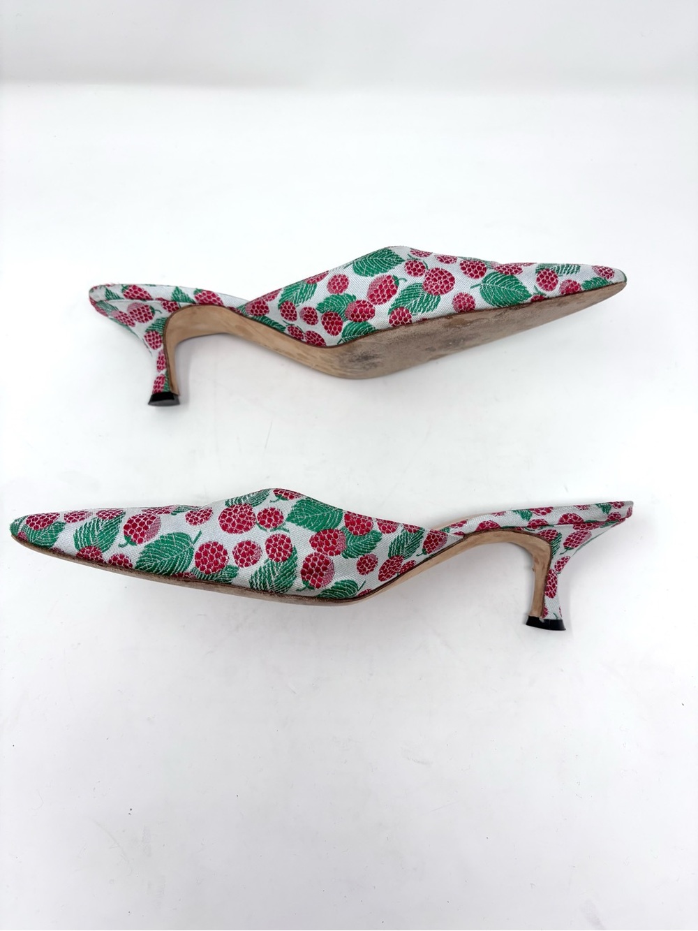 Manolo Blahnik Raspberry Mules Kitten Heel Vintage 90s Almond Toe size 39 - Picture 6 of 8